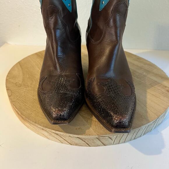 BCBG Y2K Brown Genuine Leather Studded Western Turquoise Boots Size 8.5 - Picture 4 of 16